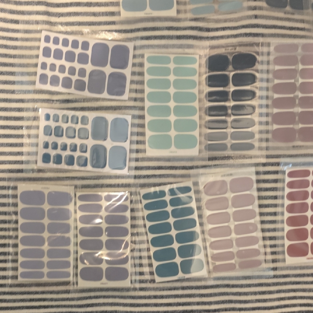 Assorted Nail Wraps Bundle - Picture 4 of 5